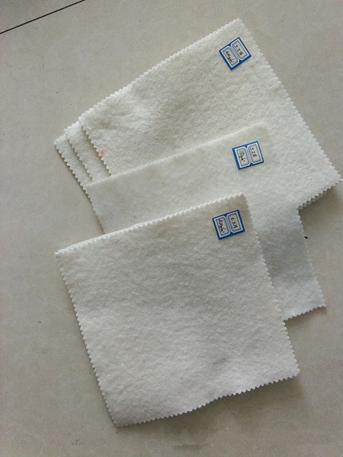 土工布怎么使用 依據(jù)使用場(chǎng)合選擇土工布
