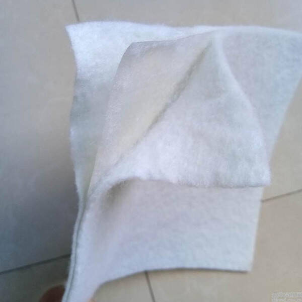 水庫(kù)大壩選用什么樣的土工膜合適？