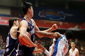NBA常规赛-克莱26+6 独行侠144-123击败老鹰